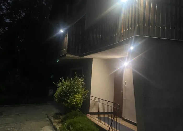 Pokoje Goscinne Pod Lasem