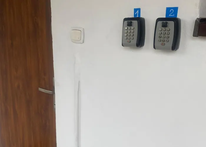 Pokoje Goscinne Pod Lasem