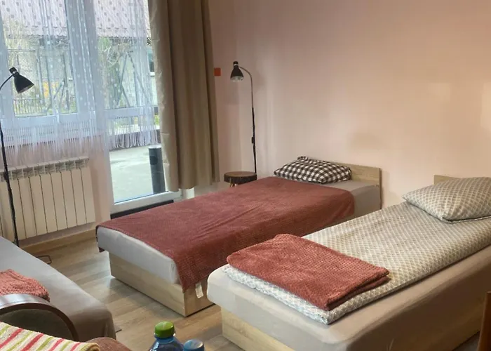 Pokoje Goscinne Pod Lasem